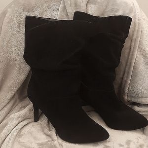AUDREY BROOKE BLACK COW SUEDE BOOT SIZE 9